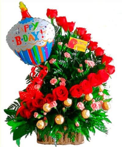 CU-06 Arreglo de cumpleaños con 18 rosas rojas con globo y chocolates – ANY  FLOWER SHOP